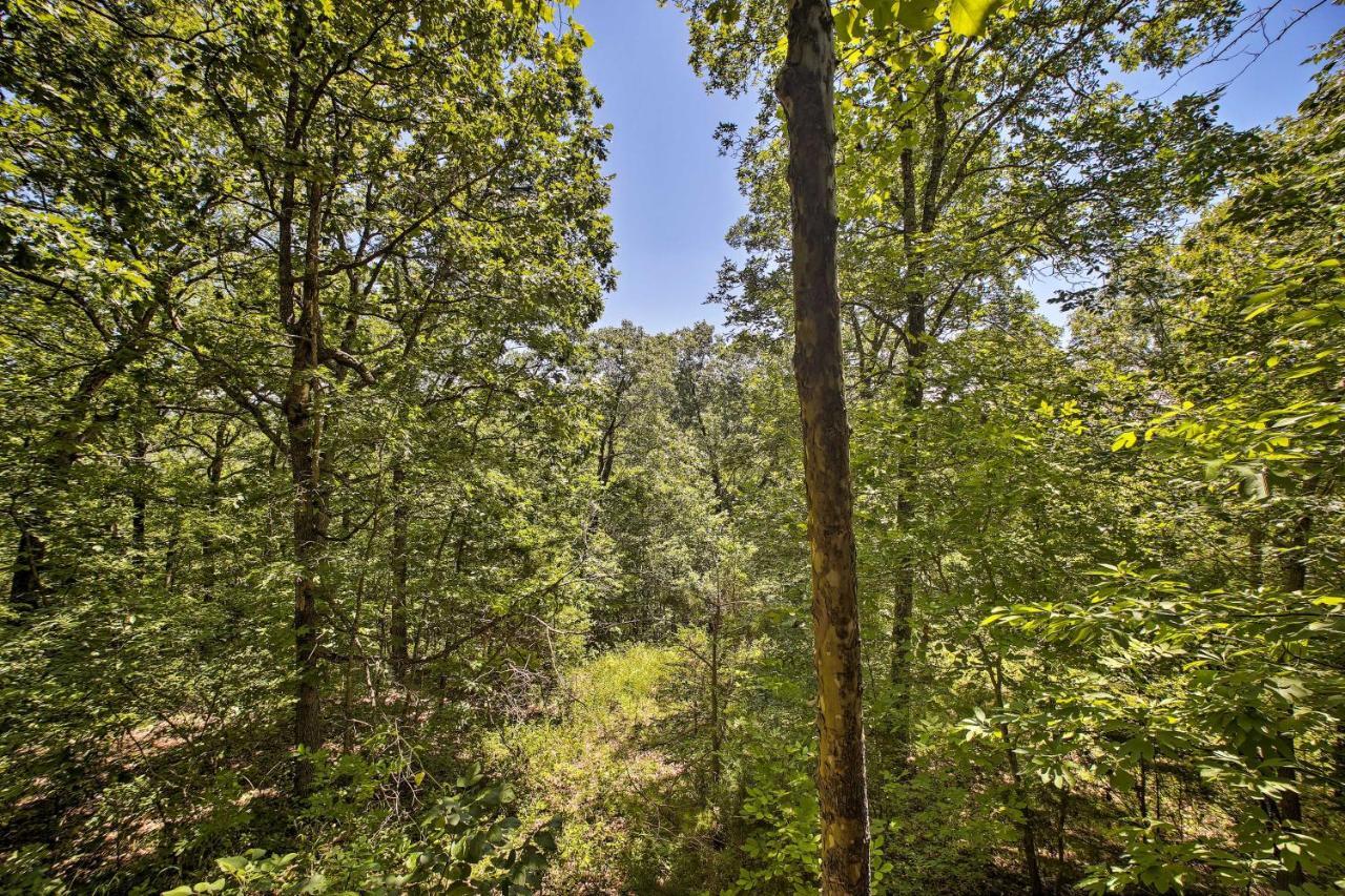 Secluded Studio 1 Mi To Thorncrown Chapel Eureka Springs Exteriör bild